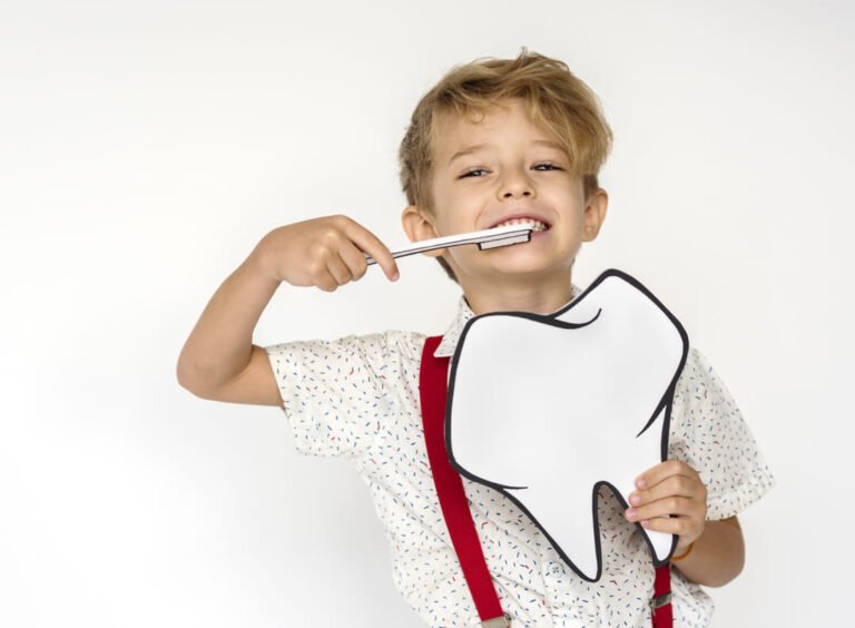 ¿Cepillo de dientes eléctrico o manual? ¿Cuál es mejor para ti?