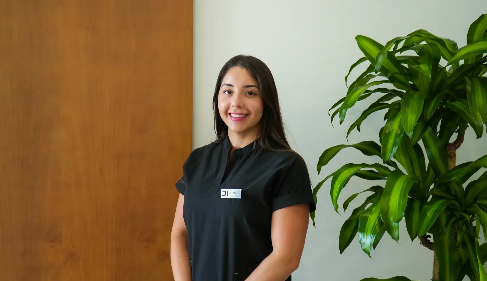 Dra. Mariana Betancourt Mireles — Especialista en endodoncia Tenerife