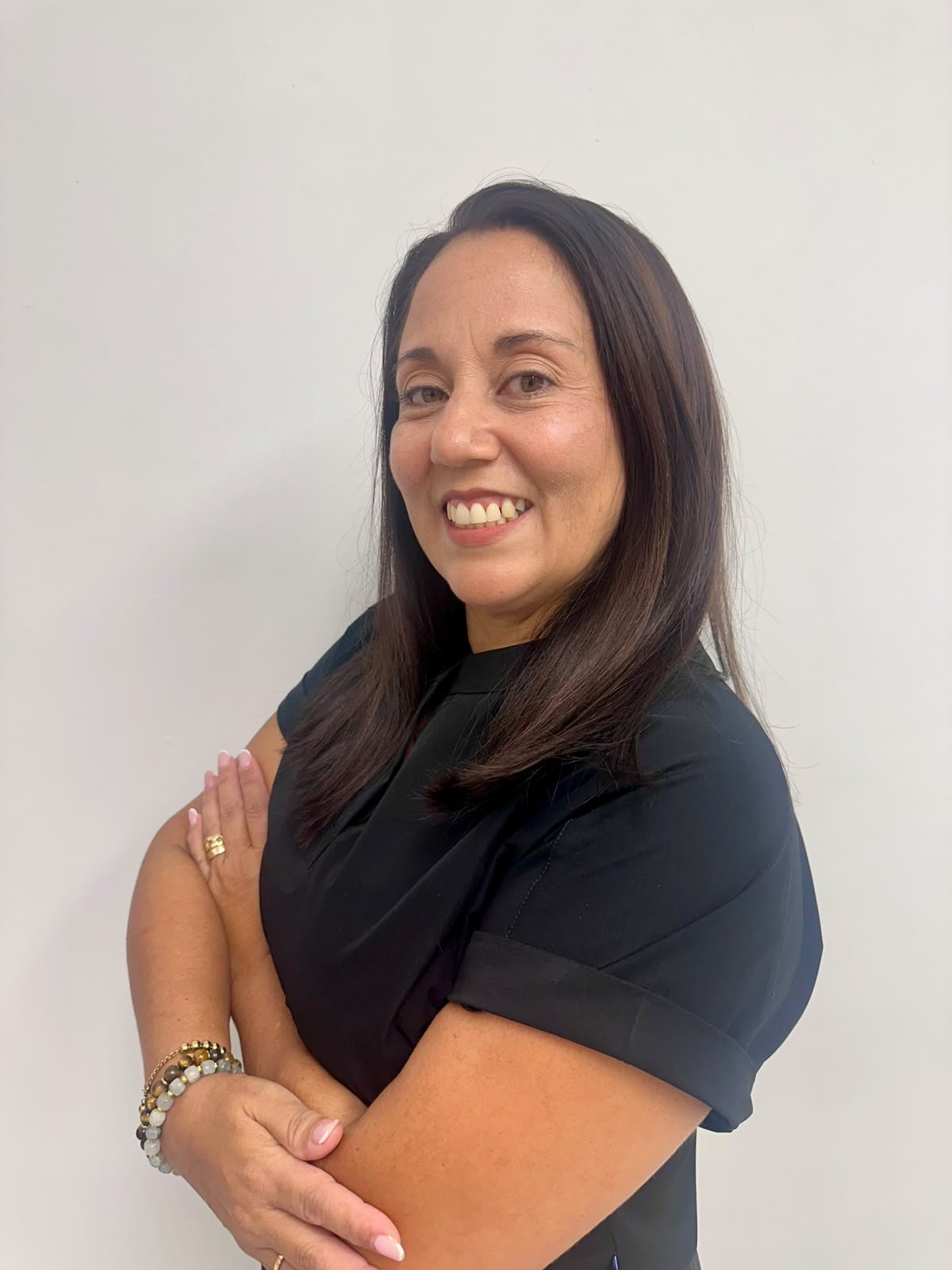 Johanna Beltrán — Auxiliar y recepcionista